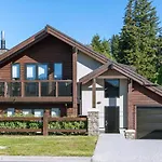Mountain View Chalet