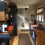 Charming Wanaka Cottage