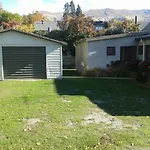 Sycamore Place - Wanaka Holiday Home