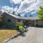 Southern Serenity - Wanaka Holiday Home