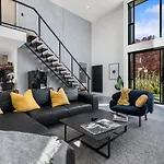 Kirimoko Ski Lodge - Wanaka Holiday Home