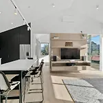 Bull Ridge Escape - Wanaka Holiday Home