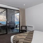 Spinnaker Apartment 5 - Christchurch Holiday Homes