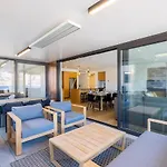 Spinnaker Apartment 5 - Christchurch Holiday Homes