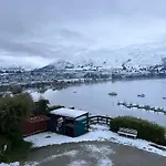 Lakeview Motel
