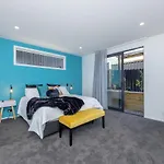 Sapphire Delight - 1 Bedroom Private Room