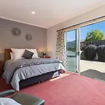 Mt Iron Manor