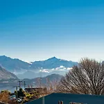 Manuka Views - Wanaka Holiday Home