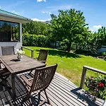 Downtown Delight - Wanaka Holiday Home