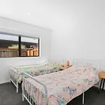 Northlake Hideaway - Wanaka Holiday Home