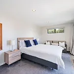 Ironside Lakeview Townhouse