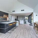 Northlake Alpine Retreat