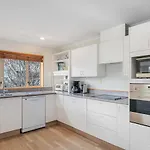 Scaife Place Lodge - Wanaka Holiday Home
