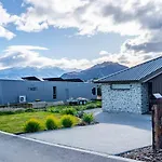 Tranquil Heights Wanaka