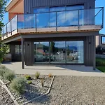 Akitu Views