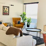Peninsula Peaks - Wanaka Holiday Home