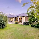 Wanaka Holiday Home