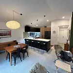 Wanaka Escape - Modern 2 Bedroom House