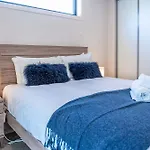 Central Vista In Wanaka