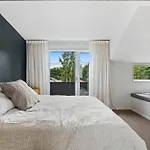 Eely Point Oasis - Wanaka Holiday Home