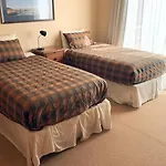 Sargood Splendour - Wanaka Holiday Home