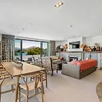 Pembroke Luxury Apartment