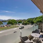 Pembroke Luxury Apartment