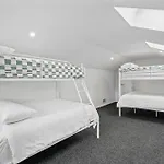Scenic Riverslea - Wanaka Holiday Home