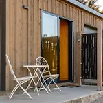 Cosy Studio With Mountain Views