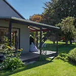 Haven On Heuchan - Wanaka Holiday Home