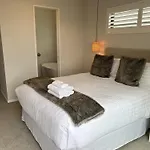 Farr53 - Wanaka Alpine Haven