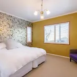 Wanaka Lake House