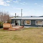 Home With Alpine Views Wanaka