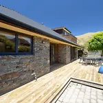 Willowridge Retreat In Wanaka