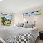 Wonderful Warmth - Wanaka Holiday Home