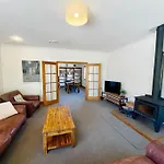 Hillview Haven