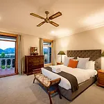The Manor By Sotheby\'S Luxury Rental Homes
