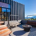 Hideaway On Warren By Sotheby\'S Luxury Rental Homes