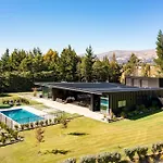 Riverbank By Sothebys Luxury Rental Homes