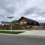 Escape To Riverslea