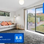 Wanaka Riverside 1 Bedroom Apartment