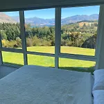 Lakeview Kanuka Retreat