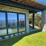 Lakeview Kanuka Retreat