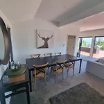 The Lookout - Lake Views
