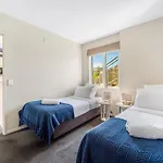 Bright Cozy Apartment - Wanaka Cbd - Free Parking