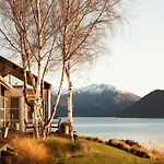 Whare Kea Lodge And Chalet