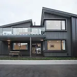 Dungarvon Street Apartments