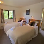 Crescent House