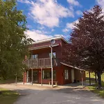 Crescent House