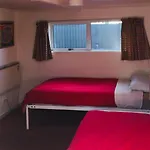 Holly\'S Backpackers